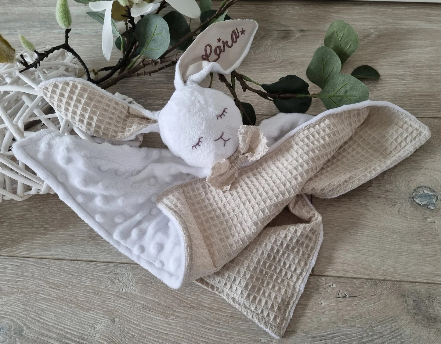 Kuscheltier Hase Hoppi - mit Namen Weiß/Natur