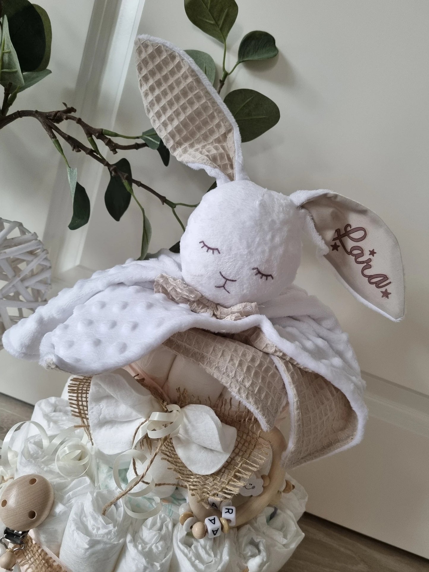 Windeltorte XXL Junge & Mädchen Kuscheltier Hase Hoppi